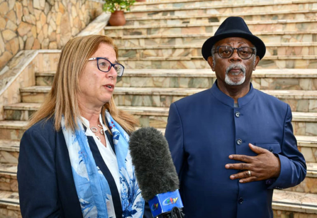 Cameroun_israel_11_04_Small