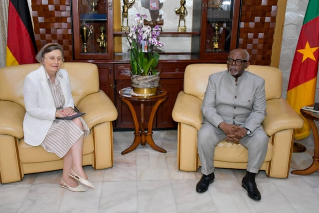 f124e4da-513f-4d9c-b16d-d39607849660