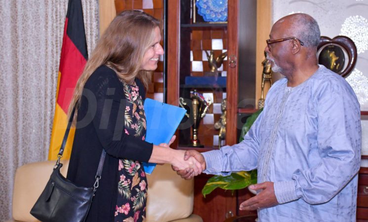 Mme Katja KEUL AU MINISTERE DES RELATIONS EXTERIEURES