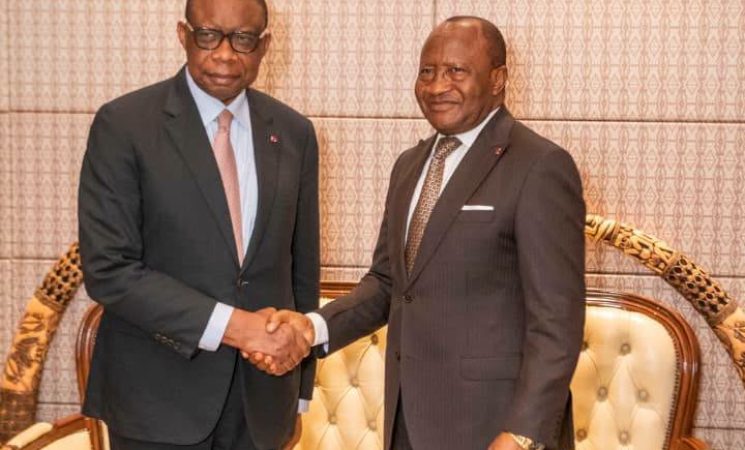 L'AMBASSADEUR DU CAMEROUN EN FRANCE REÇU EN AUDIENCE PAR LE PRÉSIDENT DE L'ASSEMBLÉE NATIONALE