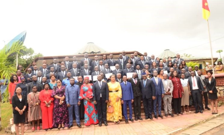 CEREMONIE DE SORTIE DE LA 54ᵉ PROMOTION DES STAGIAIRES DIPLOMATIQUES ET PROTOCOLAIRES DE L’INSTITUT DES RELATIONS INTERNATIONALES DU CAMEROUN