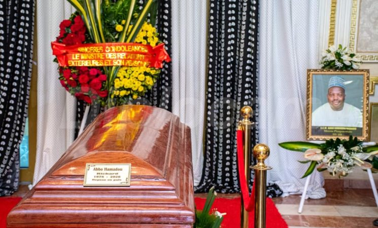 CEREMONIE D’HOMMAGES DIPLOMATIQUES RENDUE AU MINISTRE PLENIPOTENTIAIRE ABBO HAMADOU RICHARD